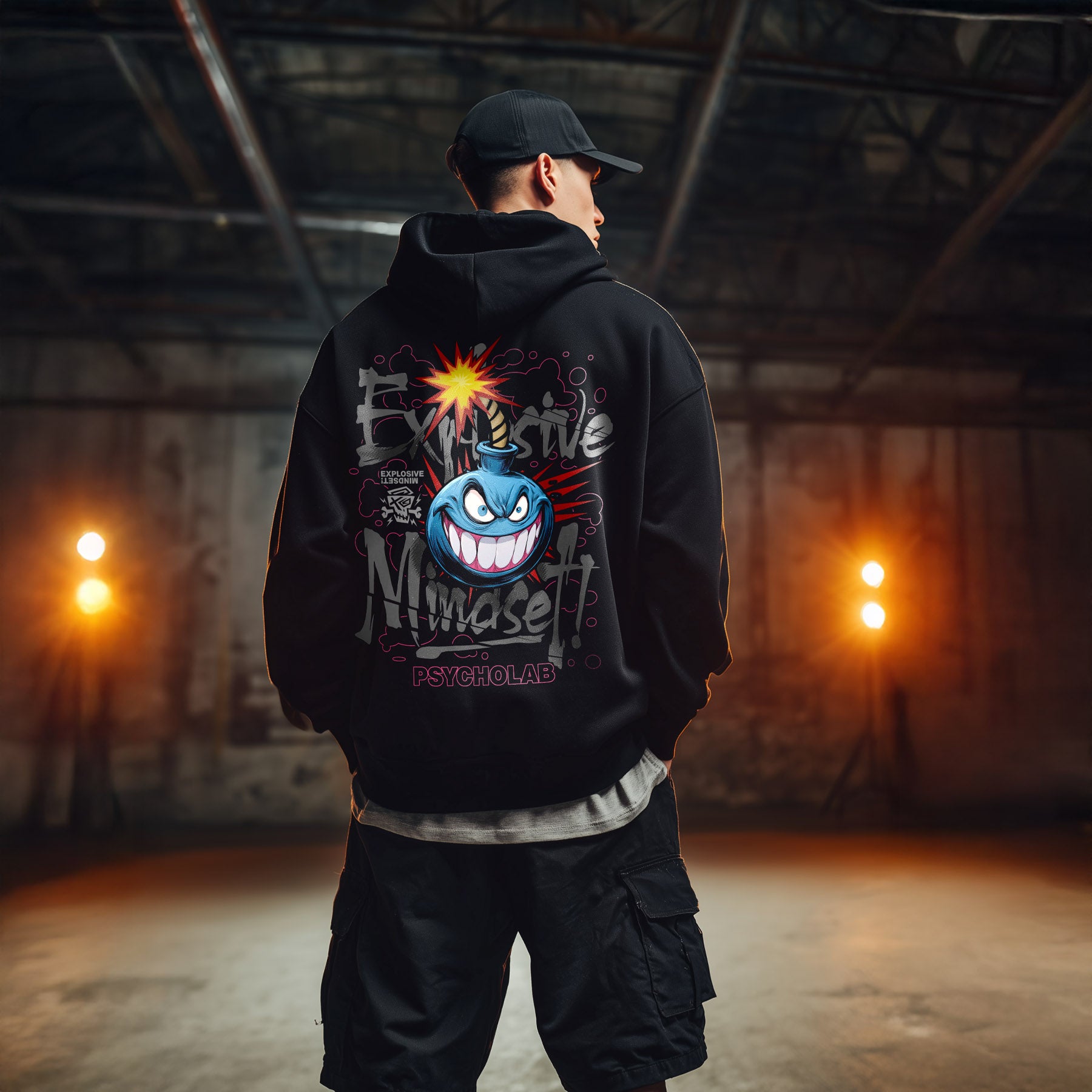Bomb Hoodie Black – Explosive Mindset Streetwear für Rebellen
